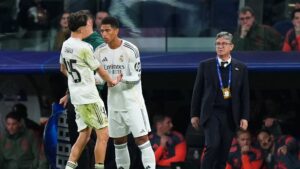 Real Madrid coach Álvaro Arbeloa gives tactical instructions on the sideline as Los Blancos plot their UEFA Champions League comeback against Bayern Munich at the Allianz Arena, April 15, 2026