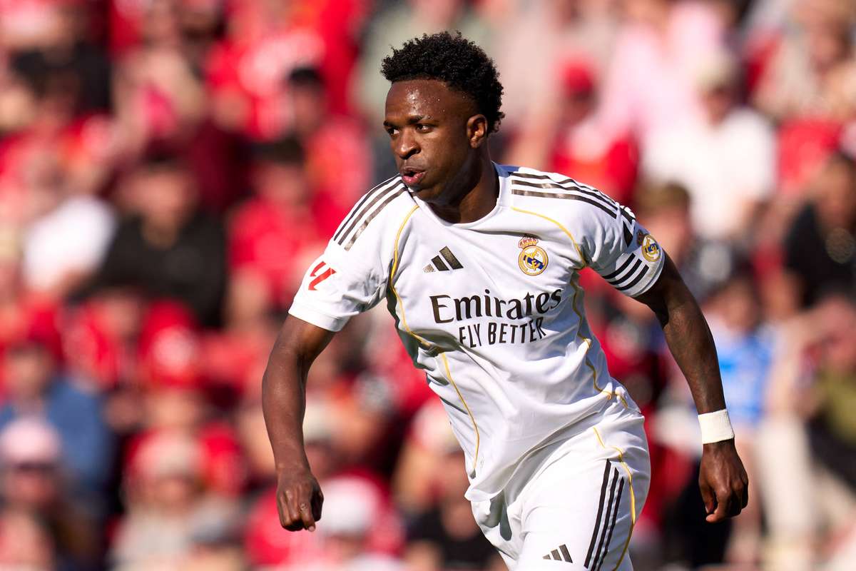 Real Madrid squad training session ahead of their La Liga clash with Girona at the Santiago Bernabéu on April 10, 2026, with key players sidelined through injury and suspension